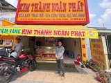 TP. HCM: Nữ chủ tiệm vàng dũng cảm tay không chống trả kẻ cướp dùng dao khống chế