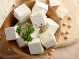 Đậu phụ vốn rất tốt cho sức khỏe, nhưng vẫn tiềm ẩn nguy cơ nếu ăn sai cách