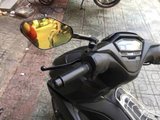 Vì sao xe máy bắt buộc có gương bên trái, còn bên phải thì chỉ khuyến khích?