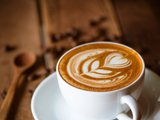 Ly cà phê tăng giá, khách bỏ quán quen vì cốc latte lên tới 91.000 đồng