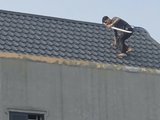 Thông tin bất ngờ về chủ của căn nhà bị Công an Thanh Hoá bao vây để 2 đối tượng cầm vũ khí cố thủ trên mái nhà