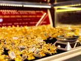 Vàng lỡ hẹn mốc 5.000 USD, giới phân tích chờ 3 điều kiện đảo chiều