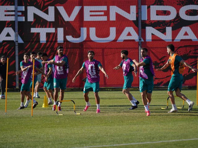 Sốc: Phát hiện thi thể gần đại bản doanh của đội bóng dự World Cup
