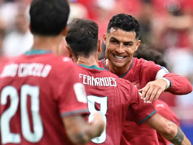 Bruno Fernandes: Cristiano Ronaldo là điểm tựa lớn nhất trên hàng công Bồ Đào Nha