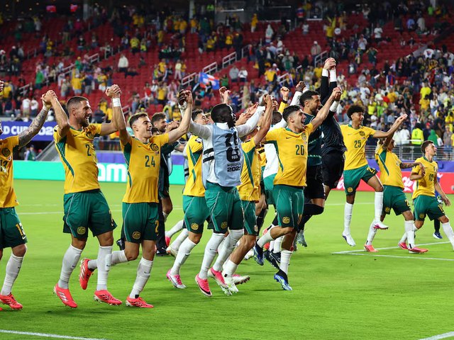 Hòa Paraguay, Australia chính thức giành vé knock-out