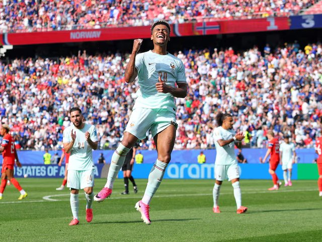 Lịch thi đấu World Cup 2026 hôm nay 30/6