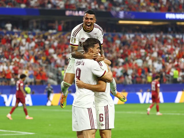 Vượt Pháp, Tây Ban Nha thành ứng viên số 1 ở World Cup
