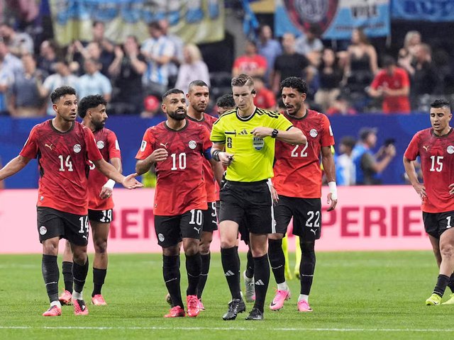 HLV Ai Cập tố FIFA muốn Messi và Argentina đi tiếp ở World Cup