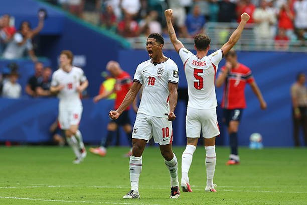Bellingham lập cú đúp siêu hạng, ngược dòng đưa Anh vào bán kết World Cup 2026