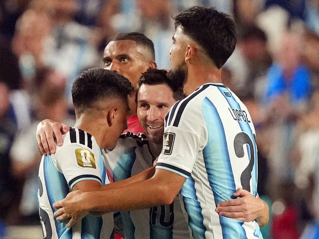 Hơn 5 triệu người ký đơn đòi loại Argentina khỏi World Cup